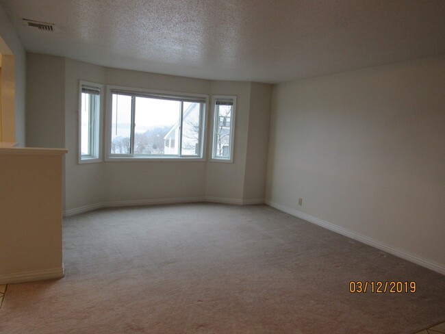 Building Photo - 2 bedroom condo in Osage Beach