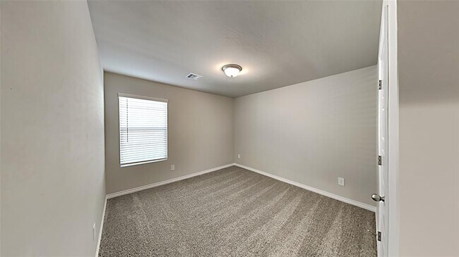 Building Photo - 4220 Colt Dr