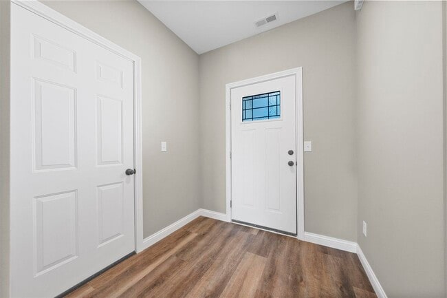 Building Photo - 451 White Dogwood Cir