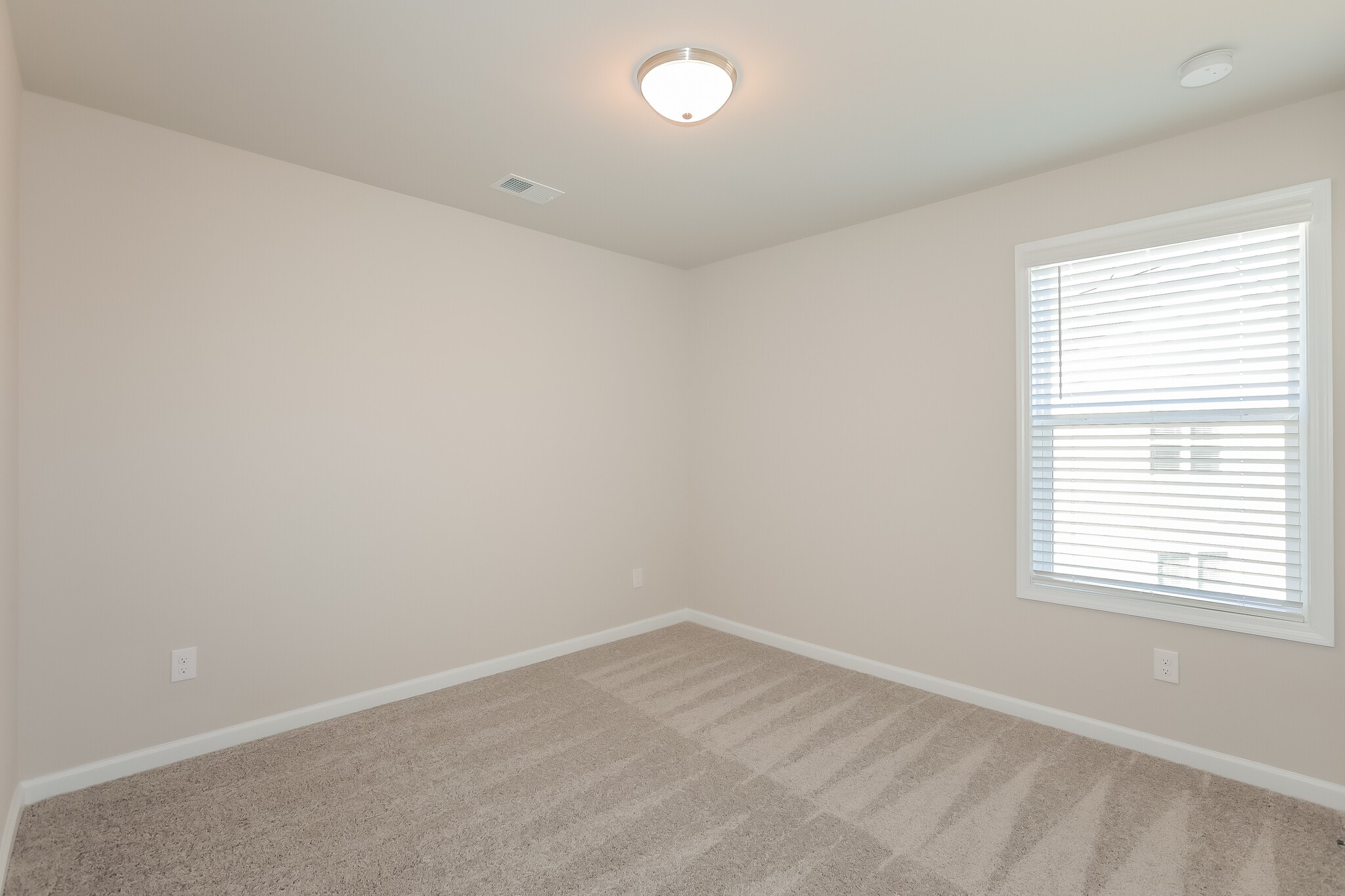 Building Photo - 3457 Sugarberry Dr