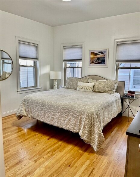 Building Photo - 236 E St