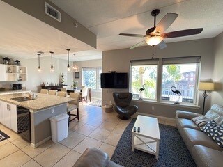 Building Photo - 5909 Padre Blvd