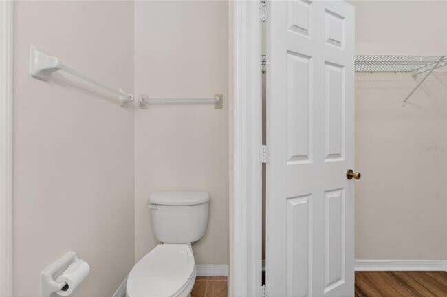 Building Photo - 30132 Mossbank Dr