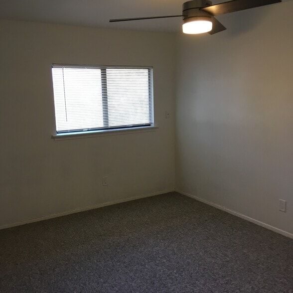Bedroom 3 - Smallest bedroom - still fits a queen bed - 8604 Willowick Drive