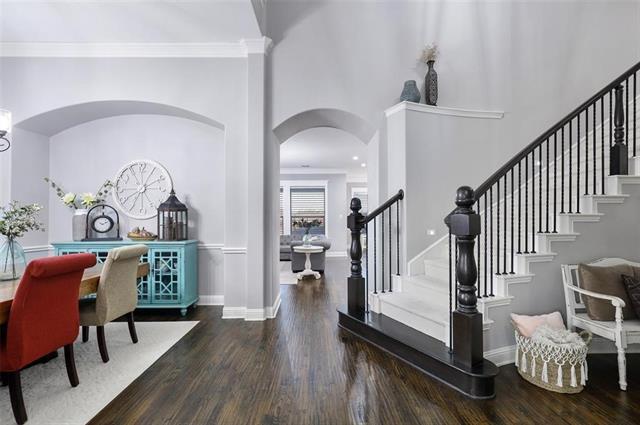 Building Photo - 2533 Windsor Castle Way