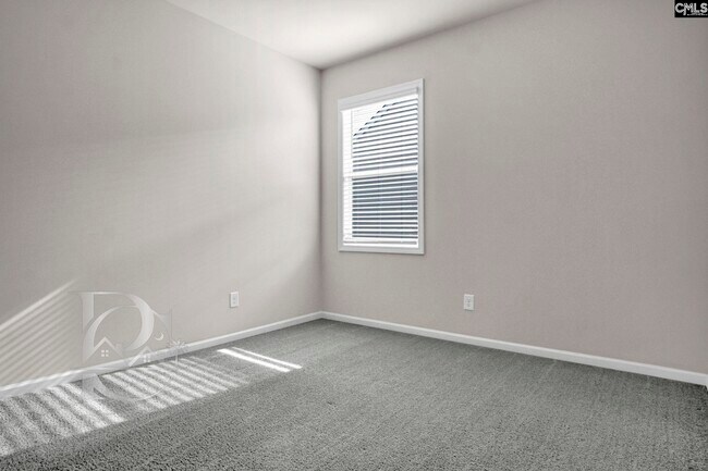 Building Photo - 807 Spring Cress Dr