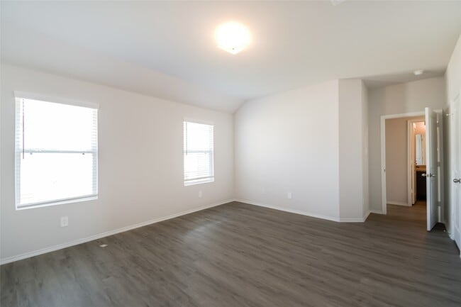 Building Photo - 4811 Giant Sequoia Way