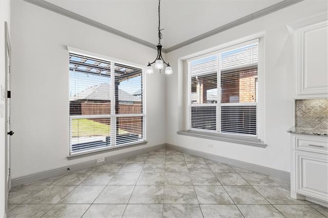 Building Photo - 2418 Askew Dr