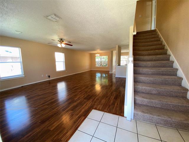 Building Photo - 313 Willow Oak Dr