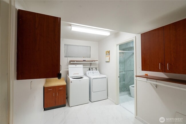 Building Photo - 21719 NE 18th Way
