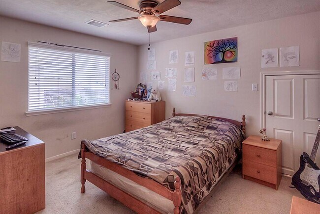 Building Photo - 4023 Windmill Creek Dr
