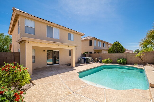 Building Photo - Summer in Phoenix...Got a Pool? This Beaut...