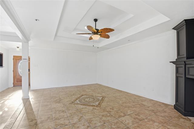 Building Photo - 1549 Bosque Dr