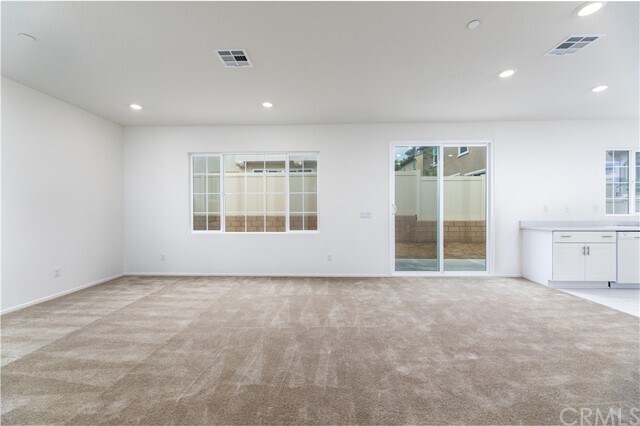 Building Photo - 9768 Solonia St