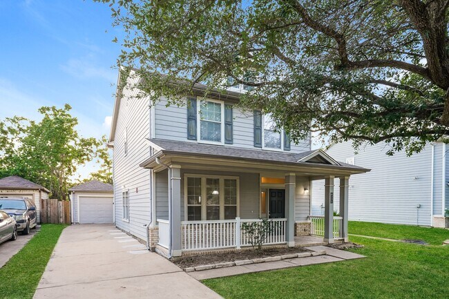 Building Photo - 6331 Scotchwood Dr
