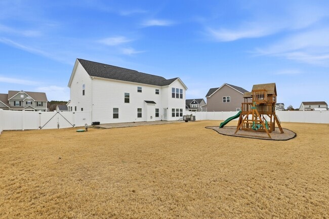 Building Photo - 107 Salmon Ln