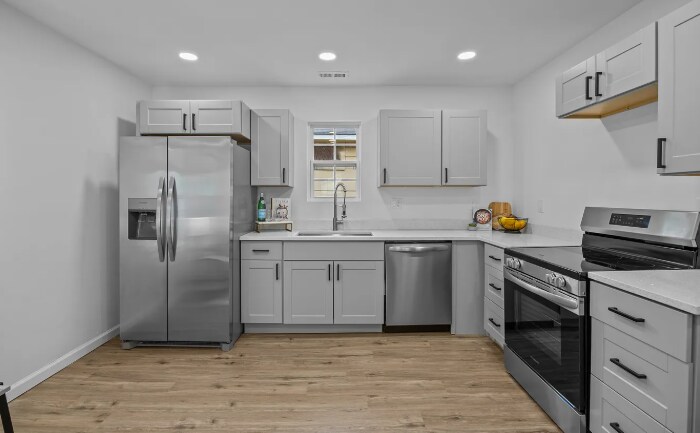 Building Photo - 1213 S Bloodworth St