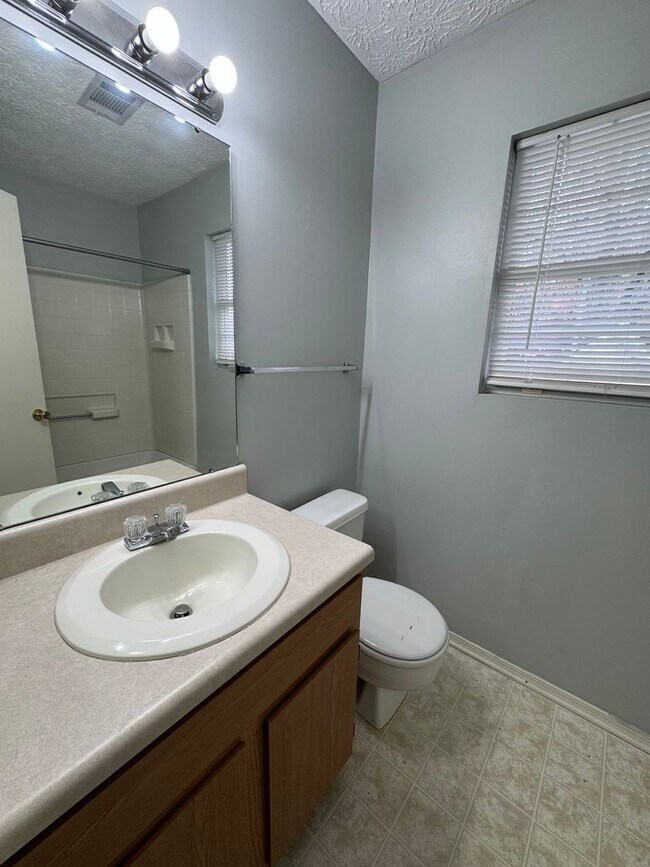 Building Photo - Large 3/2.5 House on Martha Berry Hwy- $1,495