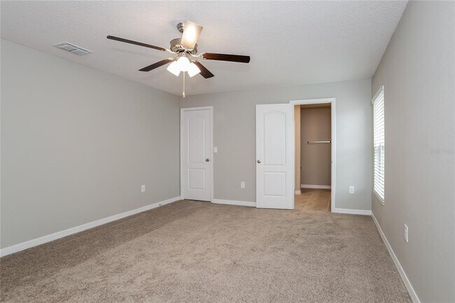 Building Photo - 349 Daffodil Ln