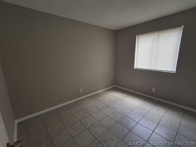 Building Photo - 701 Gardens Dr