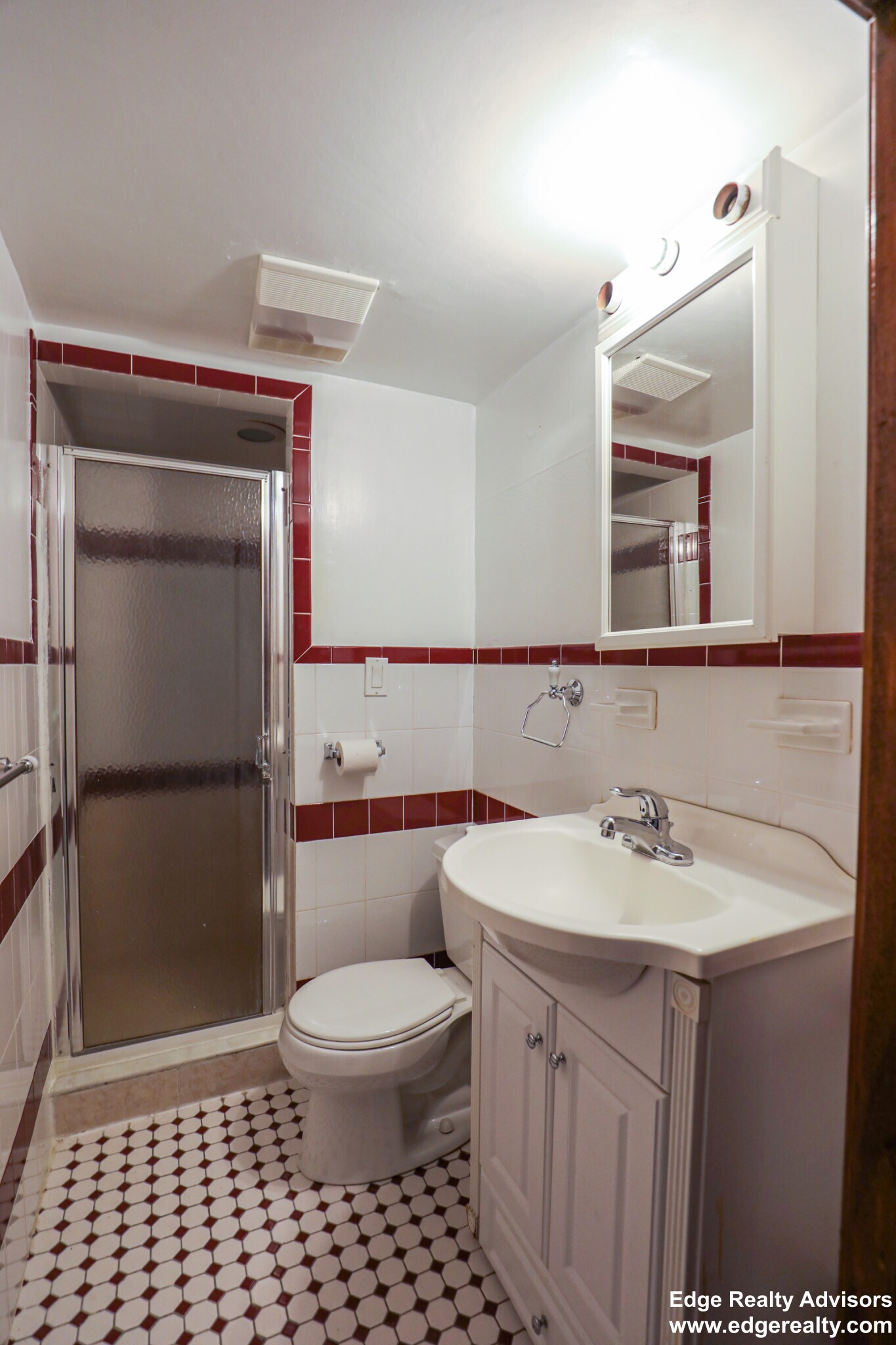 Building Photo - 36 South Crescent Circuit