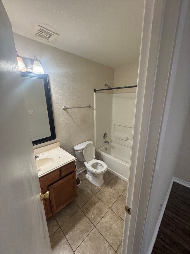 Building Photo - 21835 Mossy Field Ln