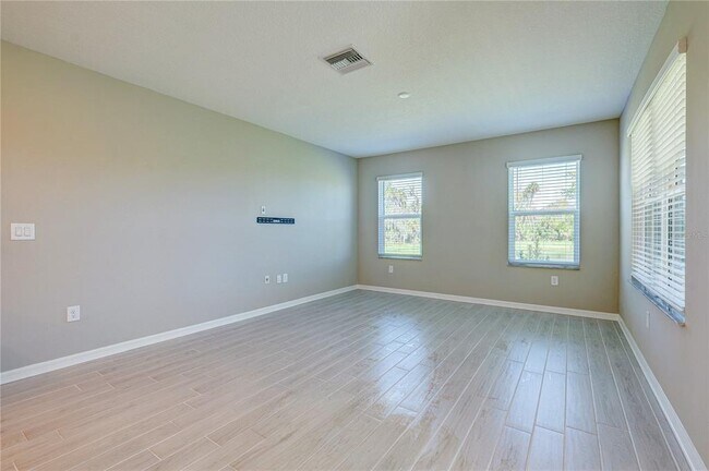 Building Photo - 5512 Tripoli Dr