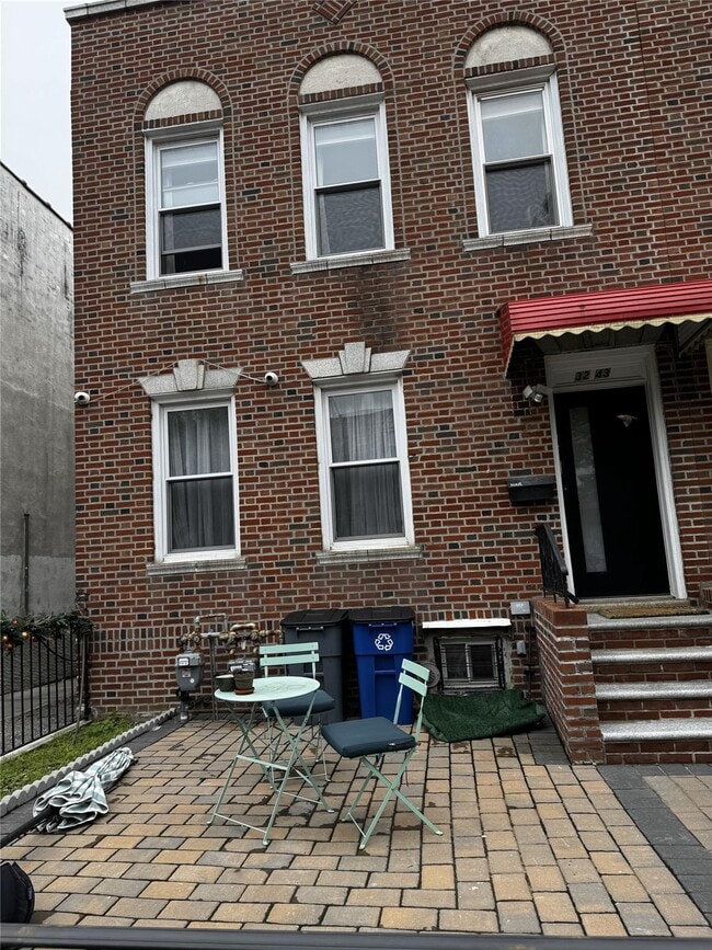 Building Photo - 32-43 47th St