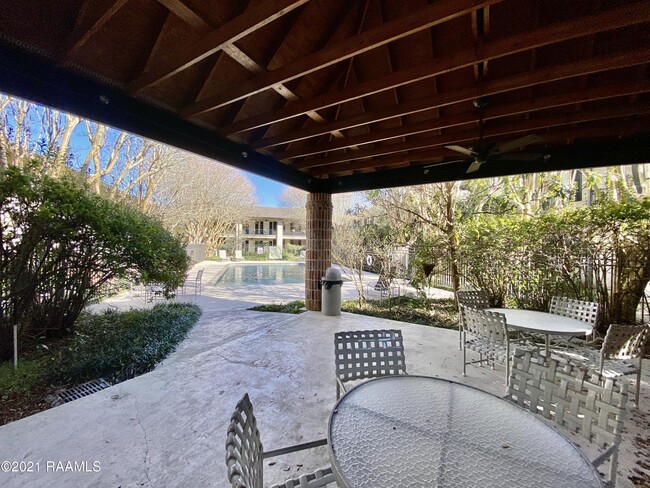 Building Photo - 213 Bendel Rd