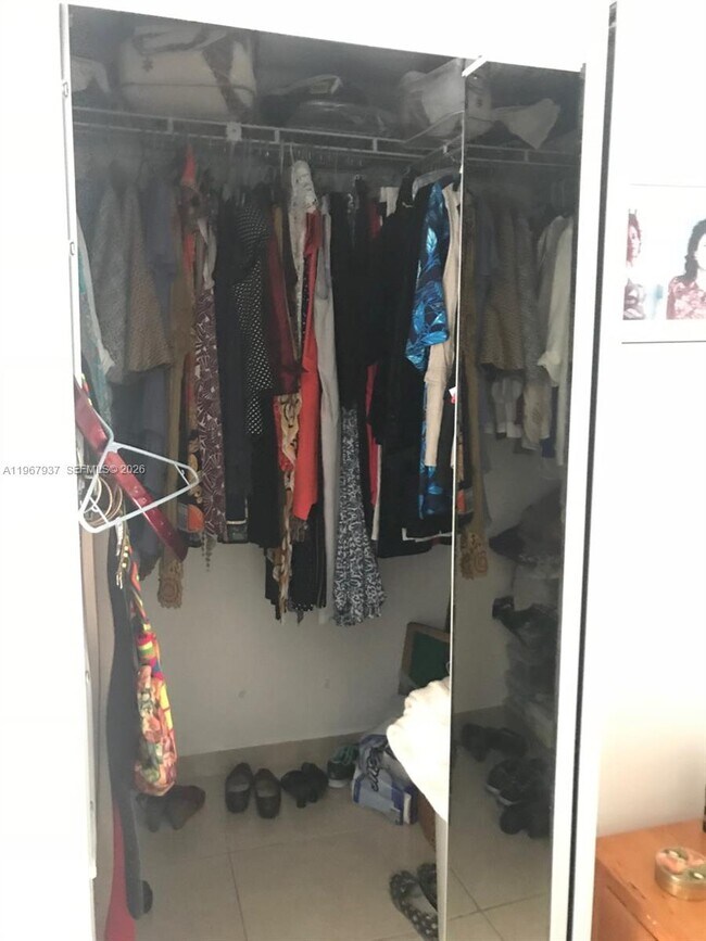 Building Photo - 301 NW 84th Ct