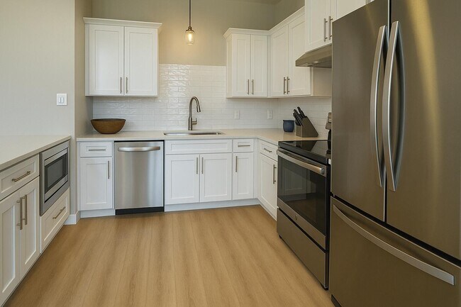 Building Photo - 13009 Meadowbreeze Dr