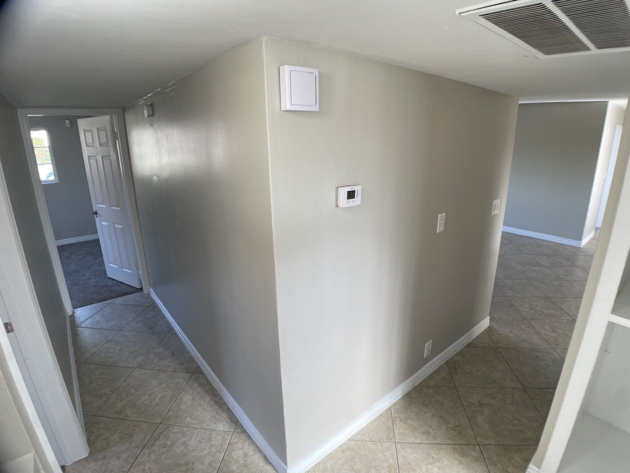 Building Photo - 2408 N 37th St