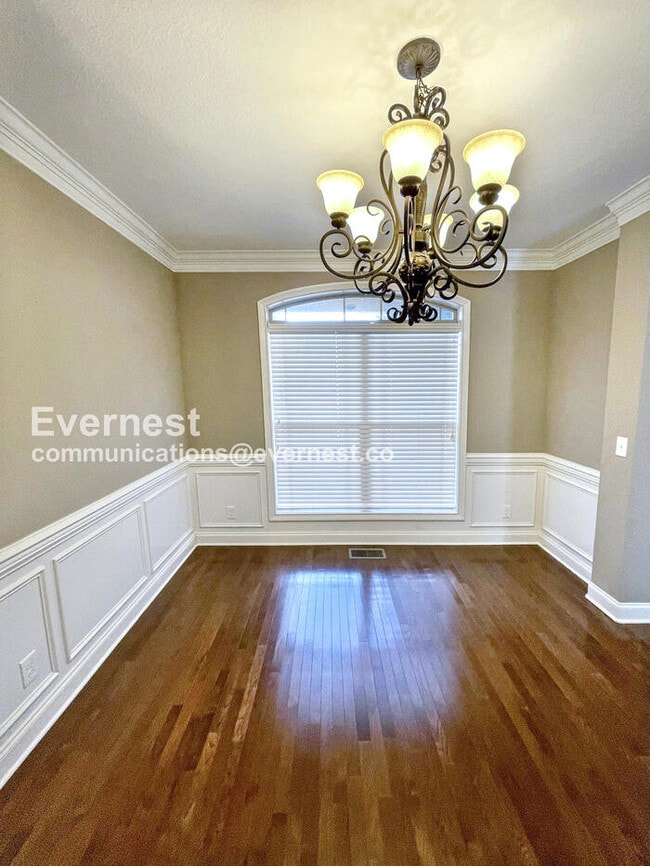 Building Photo - 1508 Green Grove Way