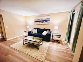 Building Photo - 4311 Frontenac Dr