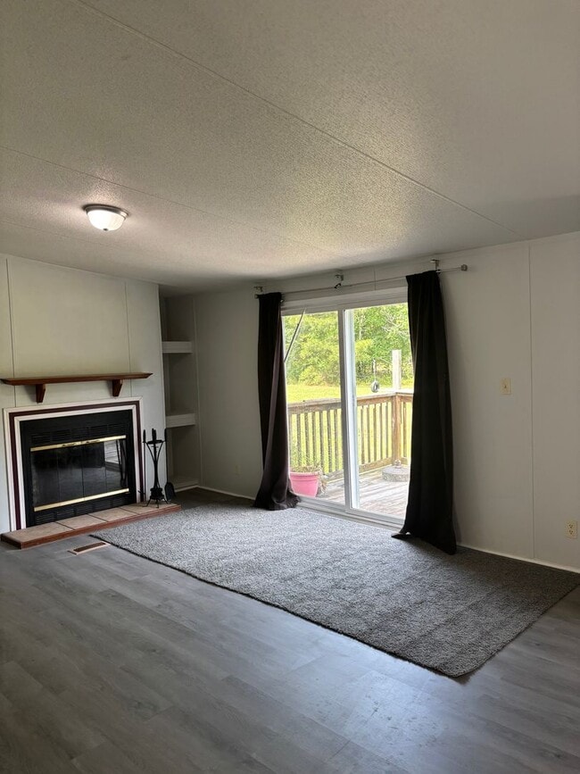Building Photo - Wedgefield Community