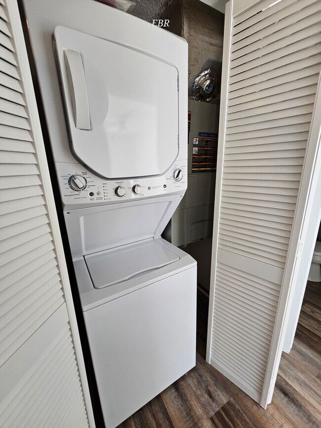 Building Photo - 4434 Little River Inn Ln