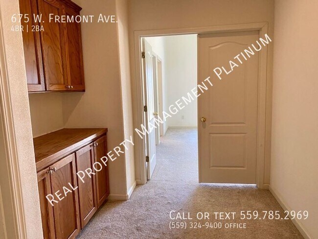 Building Photo - $2,395  Willow and Herndon, 4 Bedroom,  - ...