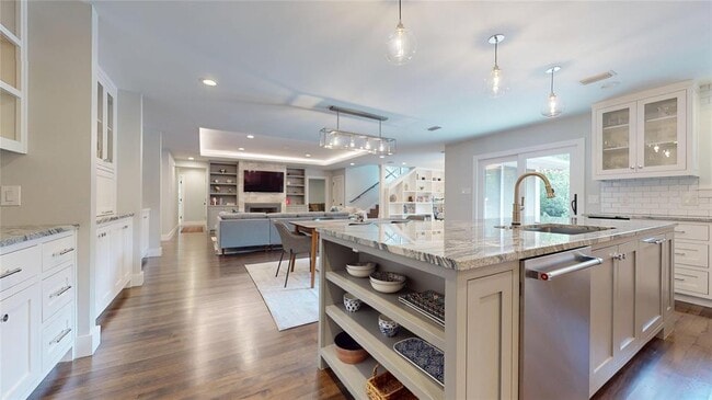 Building Photo - 3102 Foxfire Dr