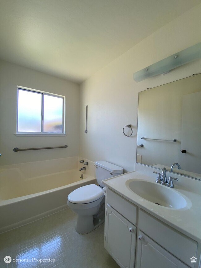 Building Photo - Charming 2BD/2BA House in Temelec!