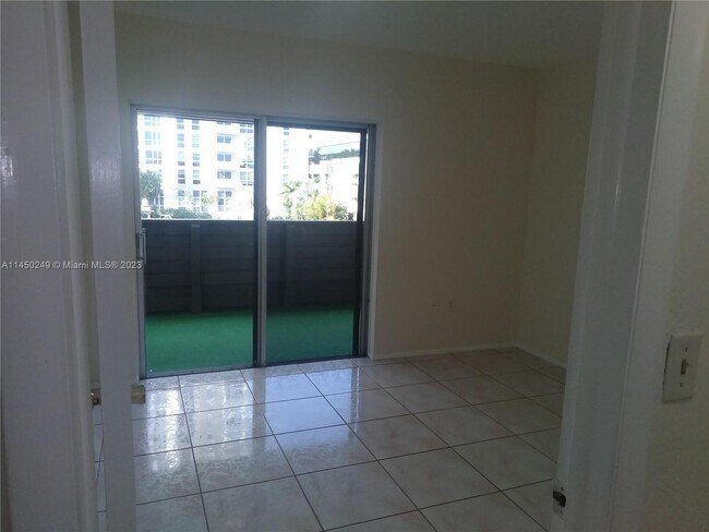 Building Photo - 8335 SW 72nd Ave