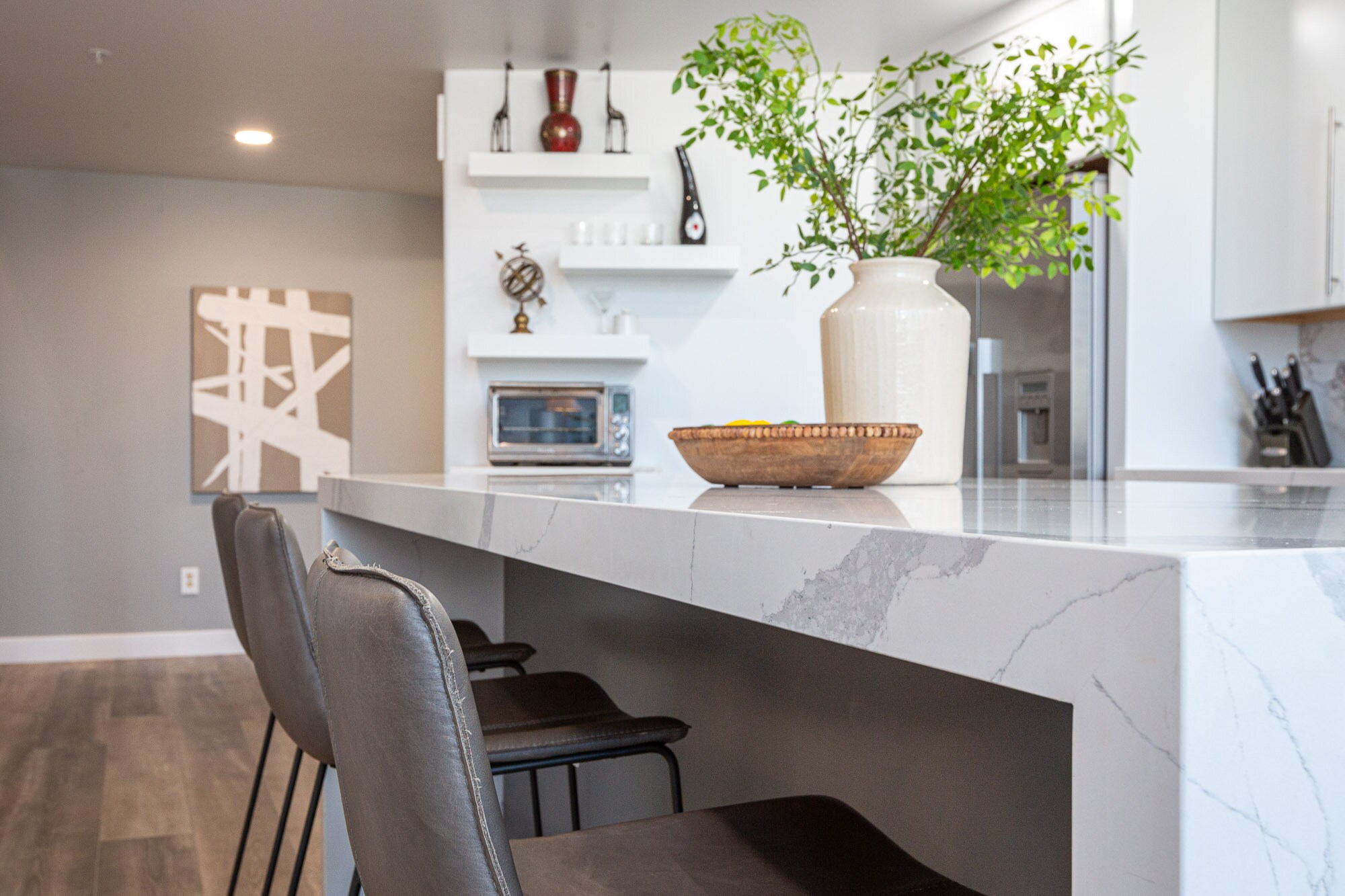 Building Photo - 346 1st St