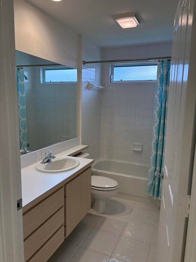 Building Photo - 10303 Chapman Oak Ct