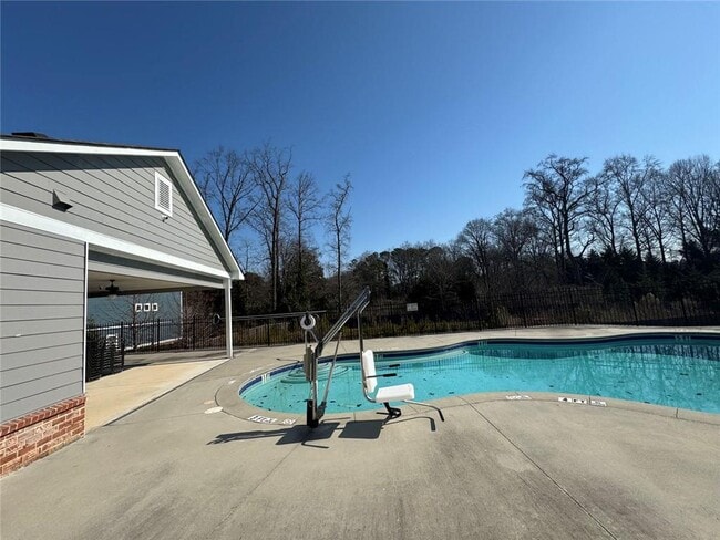 Building Photo - 3805 Oxford Cir