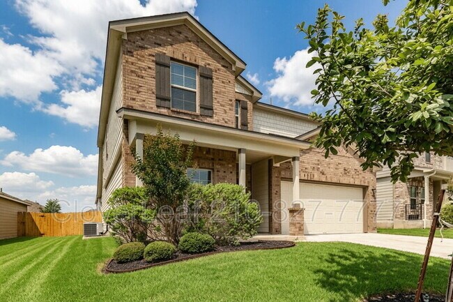 Building Photo - 940 Windflower
