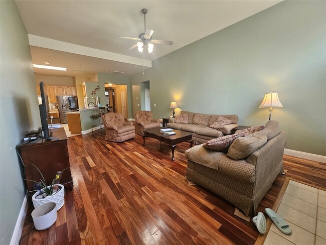 Building Photo - 2813 Gulf Breeze Ct