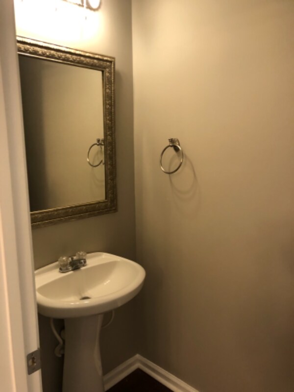 Building Photo - 141 Mill Pond Crossing