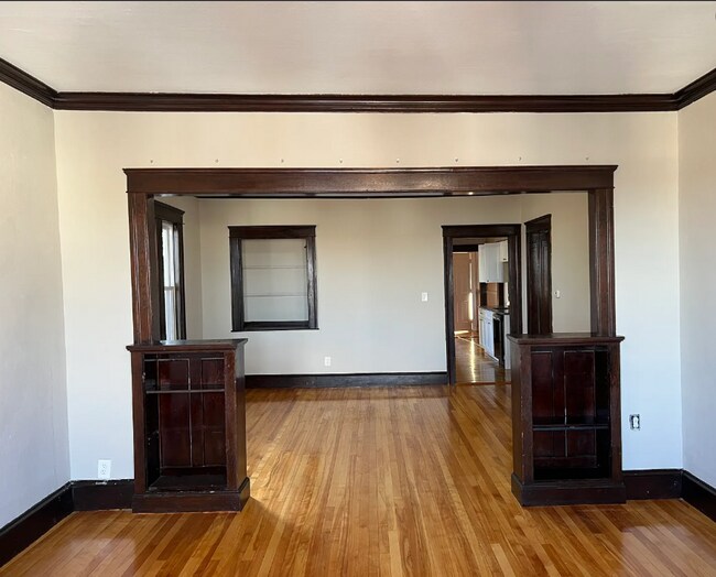Building Photo - 36 Derby St