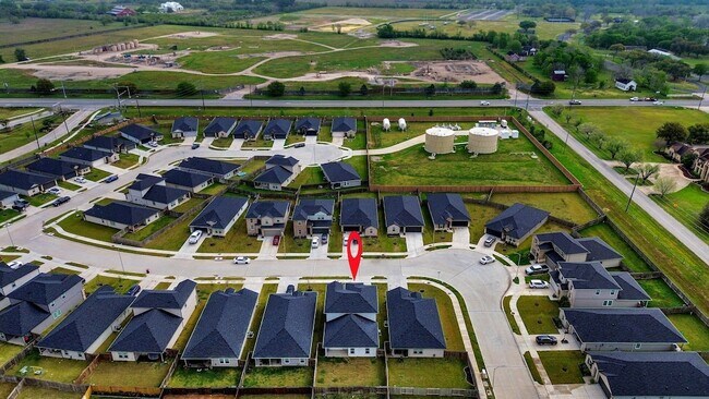 Building Photo - 7811 Bel Fiore Dr