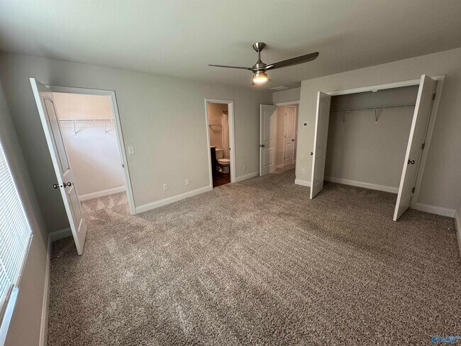 Building Photo - 103 Woodsbrook Pl SW