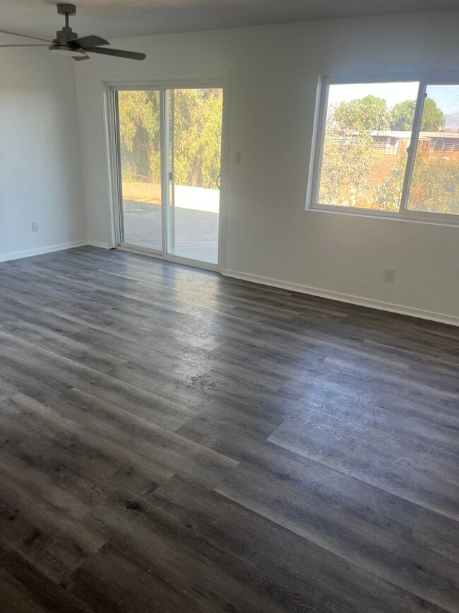 Building Photo - Single story Jurupa Valley home